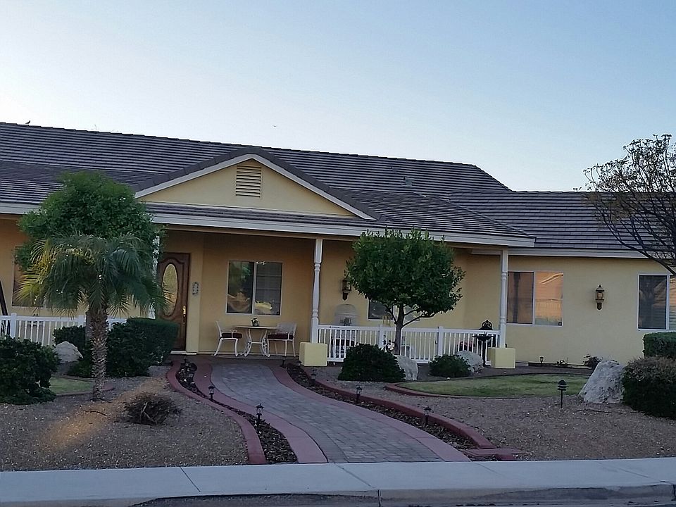 1st image of 1346 N 69th Pl