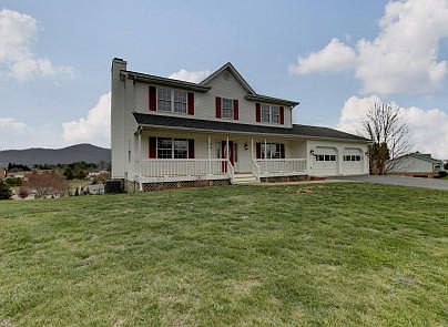 2nd image of 1891 Mulholland Cir