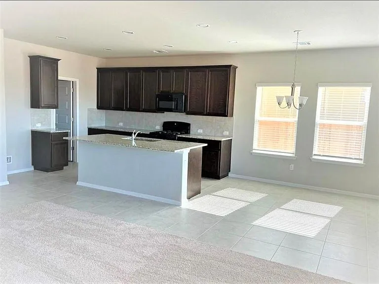 2771 Winding Creek Rd — Photo 5