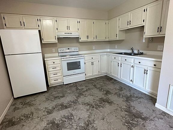 2nd image of 4178 4192 Street Rd #10