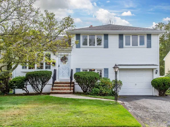 143 Chestnut St, Rochelle Park, NJ 07662