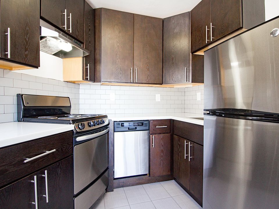 1st image of 755 Green St APT 3A