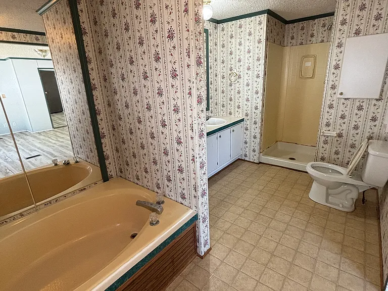 3951 S Mentor Ave #70 — Photo 14