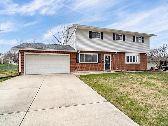 2nd image of 3048 Fontano Dr