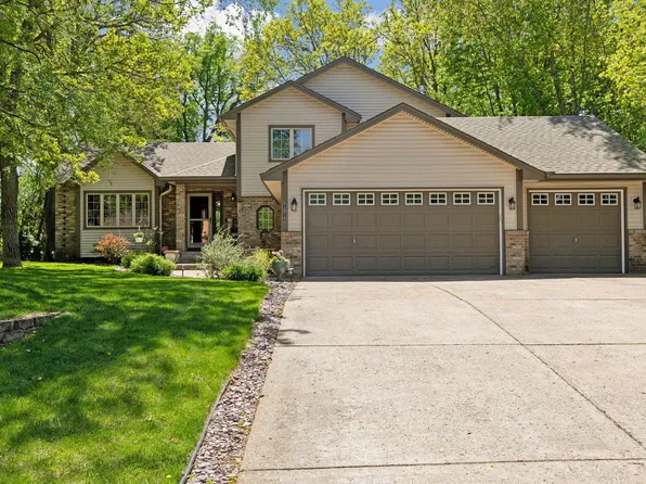 1912 130th Ln NE, Blaine, MN 55449