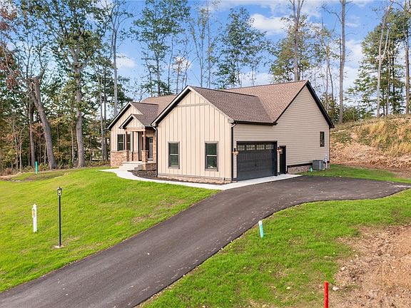 3rd image of 5014 Linwood Ct