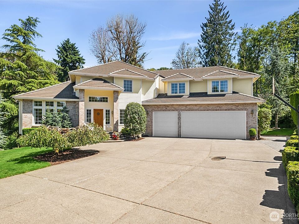 1st image of 932 16th Avenue Ct SE