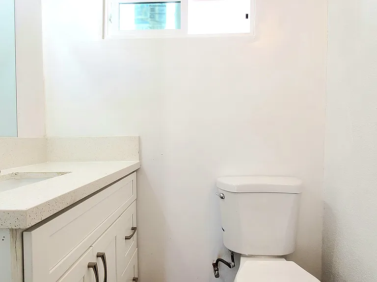2311 El Paseo St #2 — Photo 6