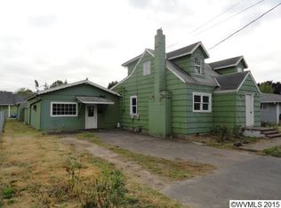 415 S 11th St, Independence, OR 97351