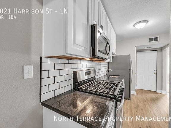 5th image of 4021 Harrison St APT 1N