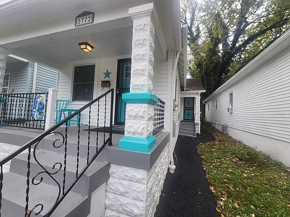 3rd image of 1772 W Gaulbert Ave