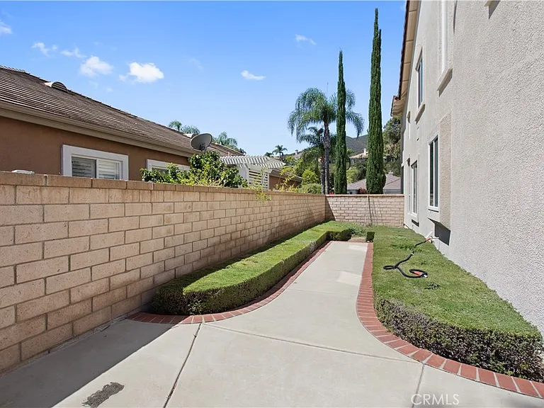 4459 Putting Green Dr — Photo 12