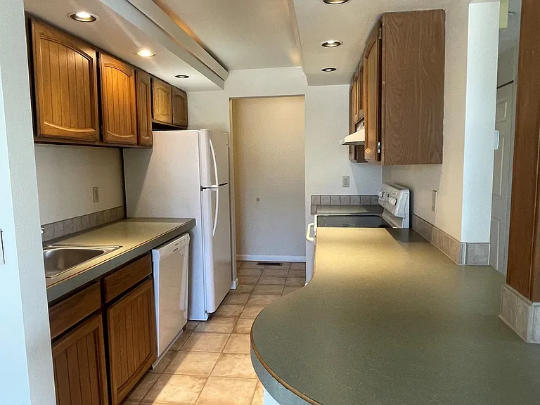 1535 Castlerock Ave #25 — Photo 7