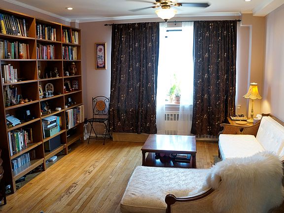 3rd image of 250 E 31st St APT 8C