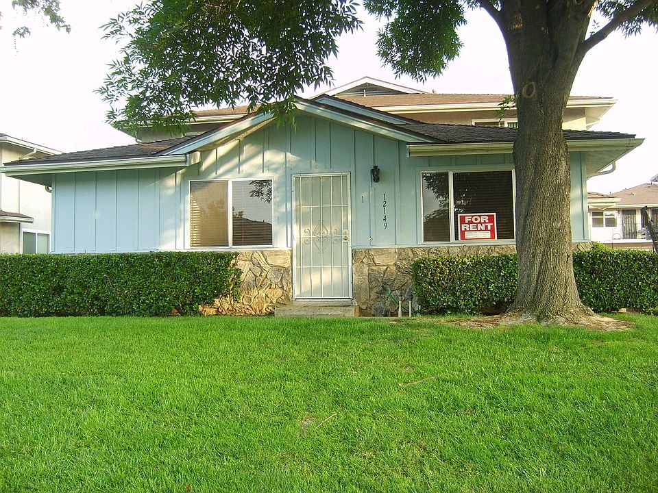 LOOKS LIKE A HOUSE!!
