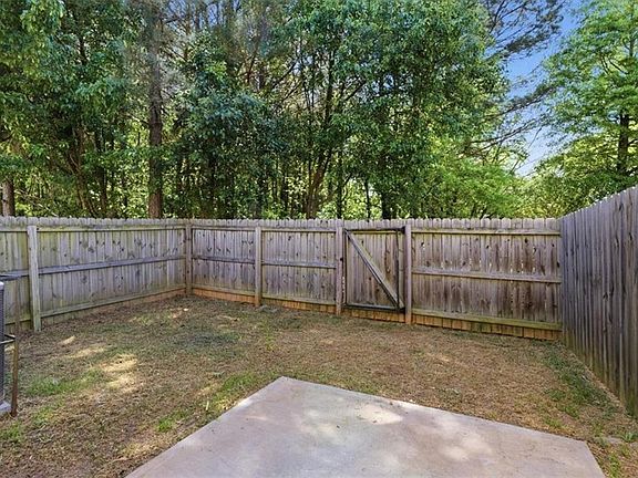 5th image of 5064 Longview Walk