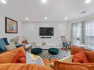 31 Howard Ct, Newark, NJ 07103