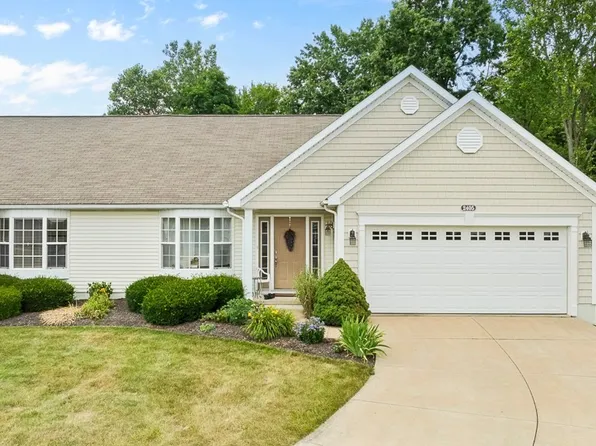 2405 Marbury Cir, Alliance, OH 44601