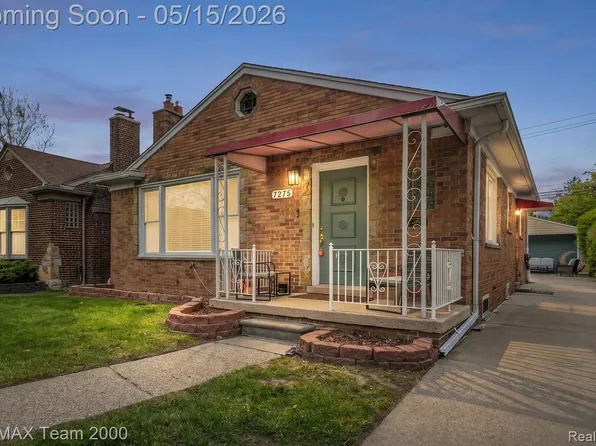 7275 Colonial St, Dearborn Heights, MI 48127