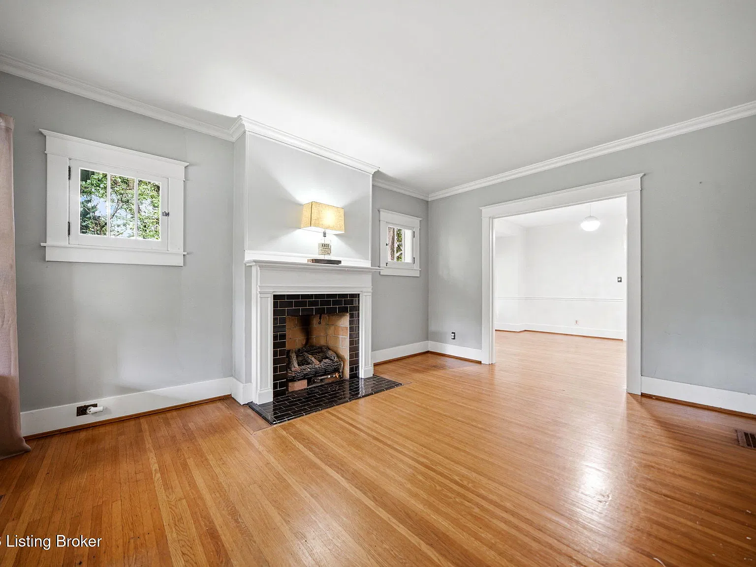 3 bed, 2.0 bath, 2696 sqft, $2,500 — Photo 4