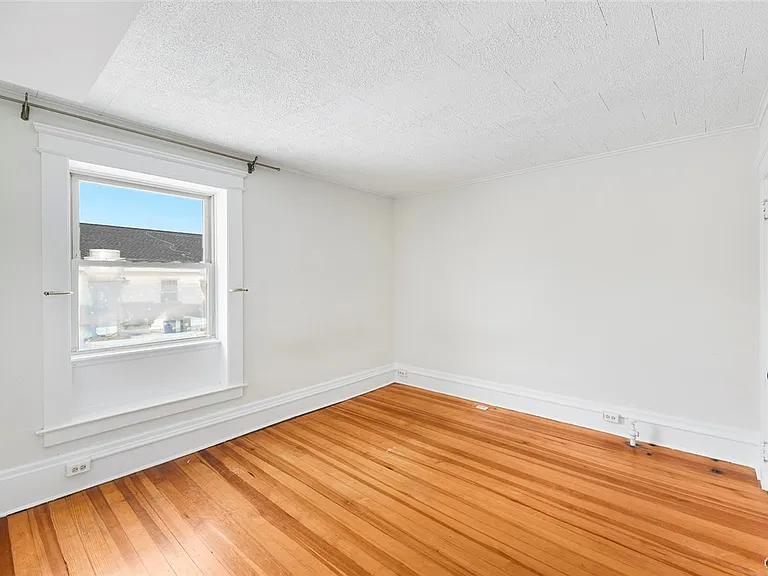 22 Jordan St — Photo 19