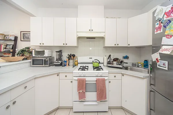 Rented by Voro NYC | media 8