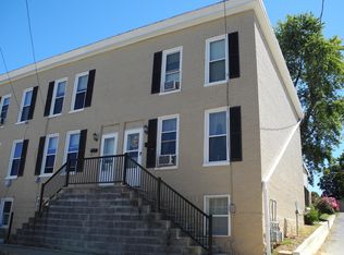 21 Philadelphia Ave, Waynesboro, PA 17268