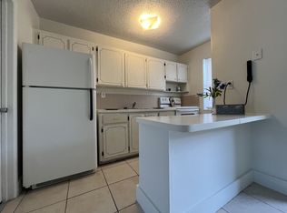116 Ne 9 Th St (1142 Realty Inc) Cozy Terrace Please Read The Note List Of Vendor - 558-8, Pompano Beach, FL 33060