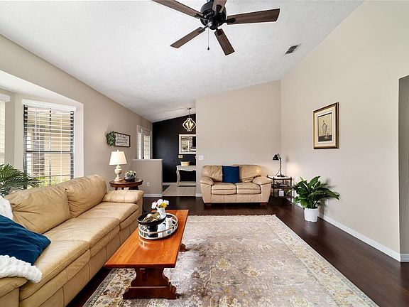 3rd image of 5499 SE 44th Ave