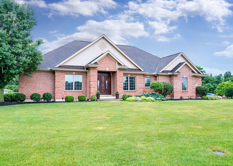 1st image of 951 Brookwood Dr