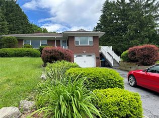 202 N Terry Rd, Syracuse, NY 13209