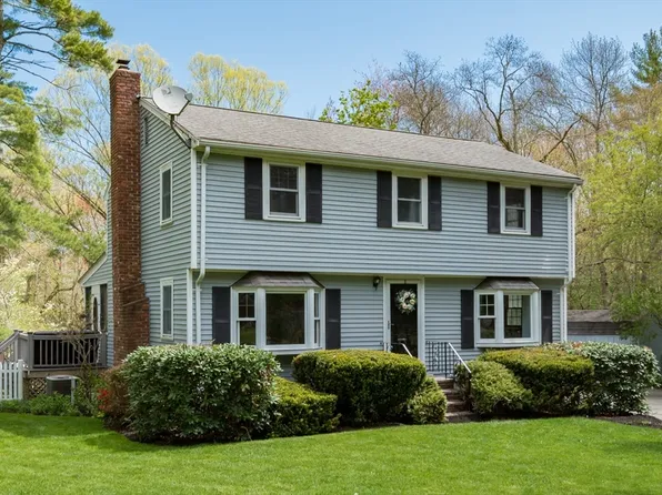 3 Champion Way, Pembroke, MA 02359