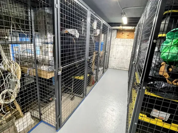 271 Bay 19th Street image 19 of 24