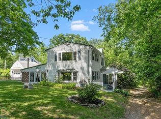 71 Crystal Lake Rd, Haverhill, MA 01832