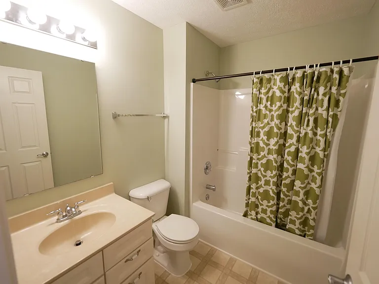 16841 Loch Cir — Photo 8