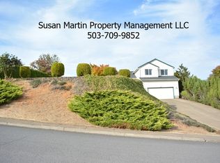 1720 SW Boxwood Ln, Dallas, OR 97338