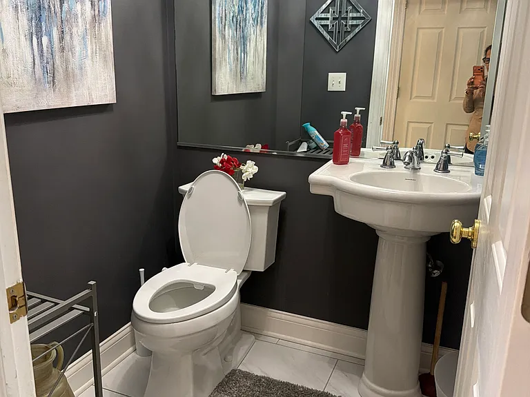 Morningview Dr — Photo 6