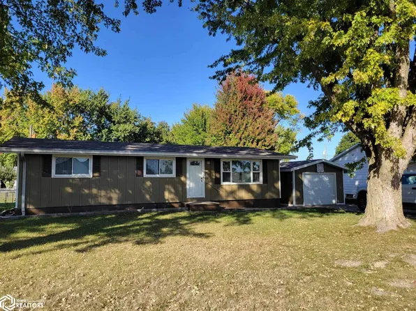 516 E Center Ave, Badger, IA 50516