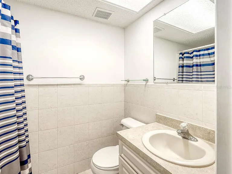 4939 Floramar Ter #912 — Photo 32
