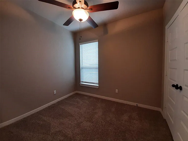 25148 Pacific Wren Dr — Photo 9