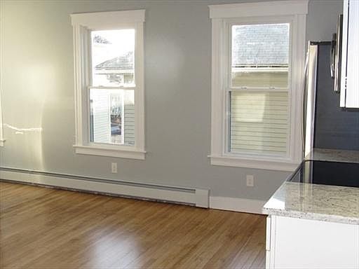 2nd image of 28 King Philip Rd APT 2