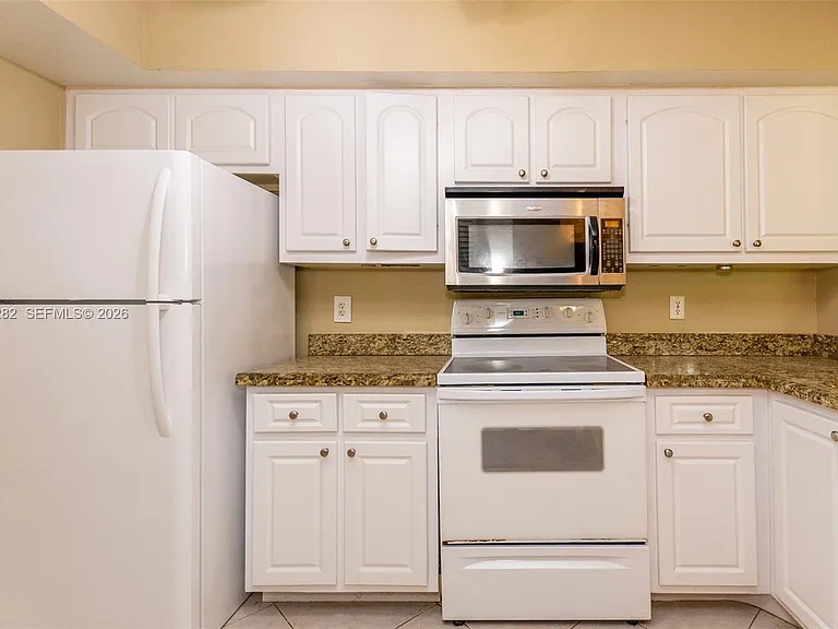 5721 Riverside Dr #202B5 — Photo 19