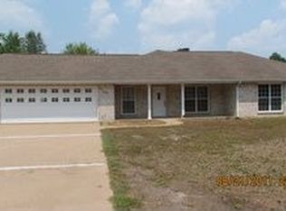 560 Buck Swamp Rd, Brunswick, GA 31523