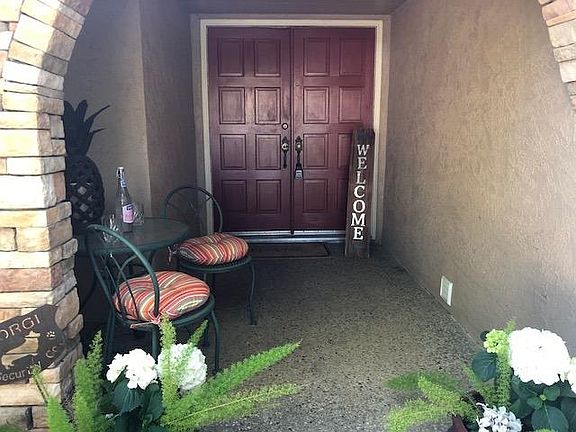 3rd image of 8462 Hidden Valley Cir