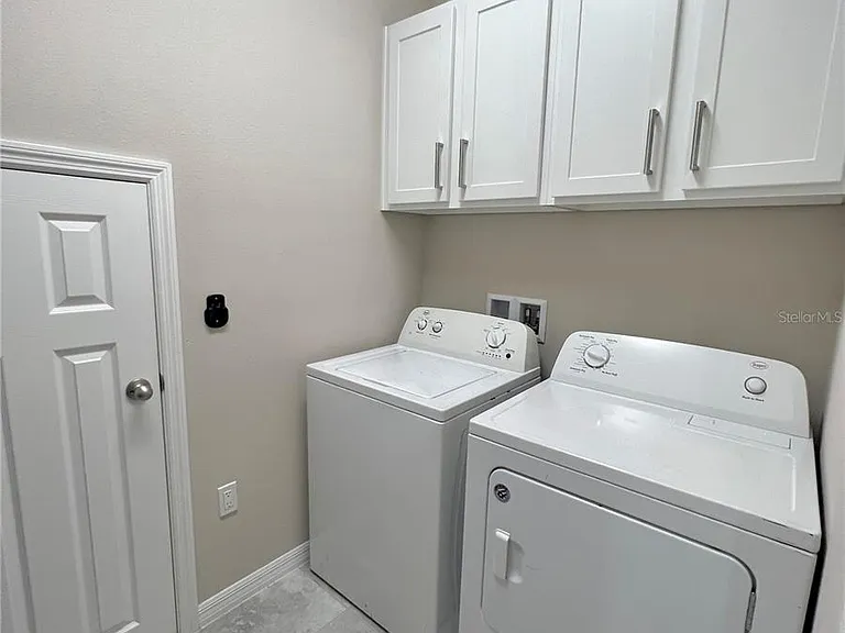 10007 Leyburn Ct — Photo 6