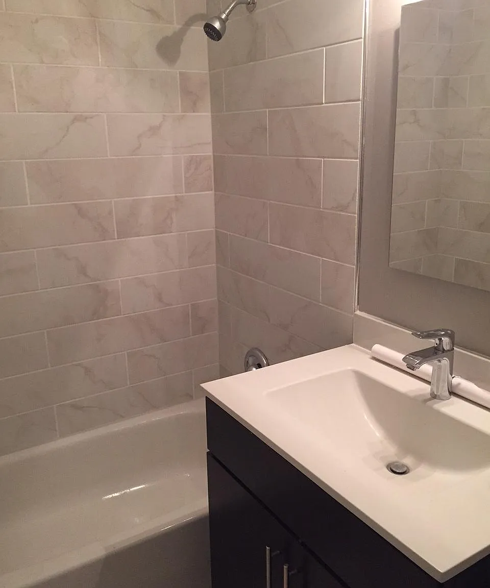 1114 N Taylor St — Photo 3