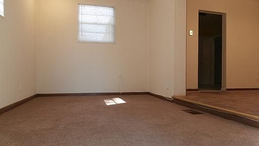5th image of 3212 Holly Berry Ln