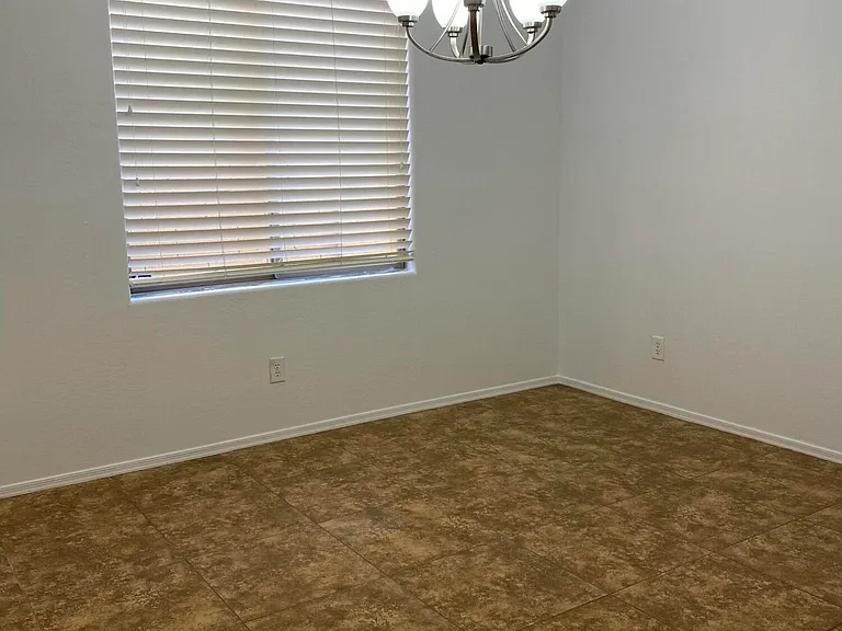 1704 S Falcon Dr — Photo 18