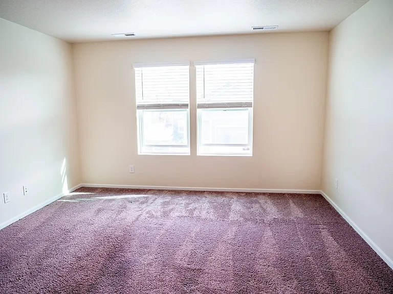 1007 N Viewmont Rd — Photo 24
