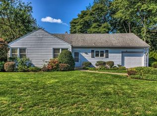 12 Morrison Dr, New Rochelle, NY 10804